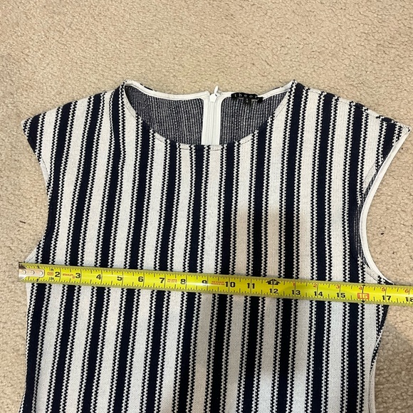 Theory  striped Navy And White Knit Short Sleeve Crew Neck Mini Dress Size Large - Picture 7 of 10